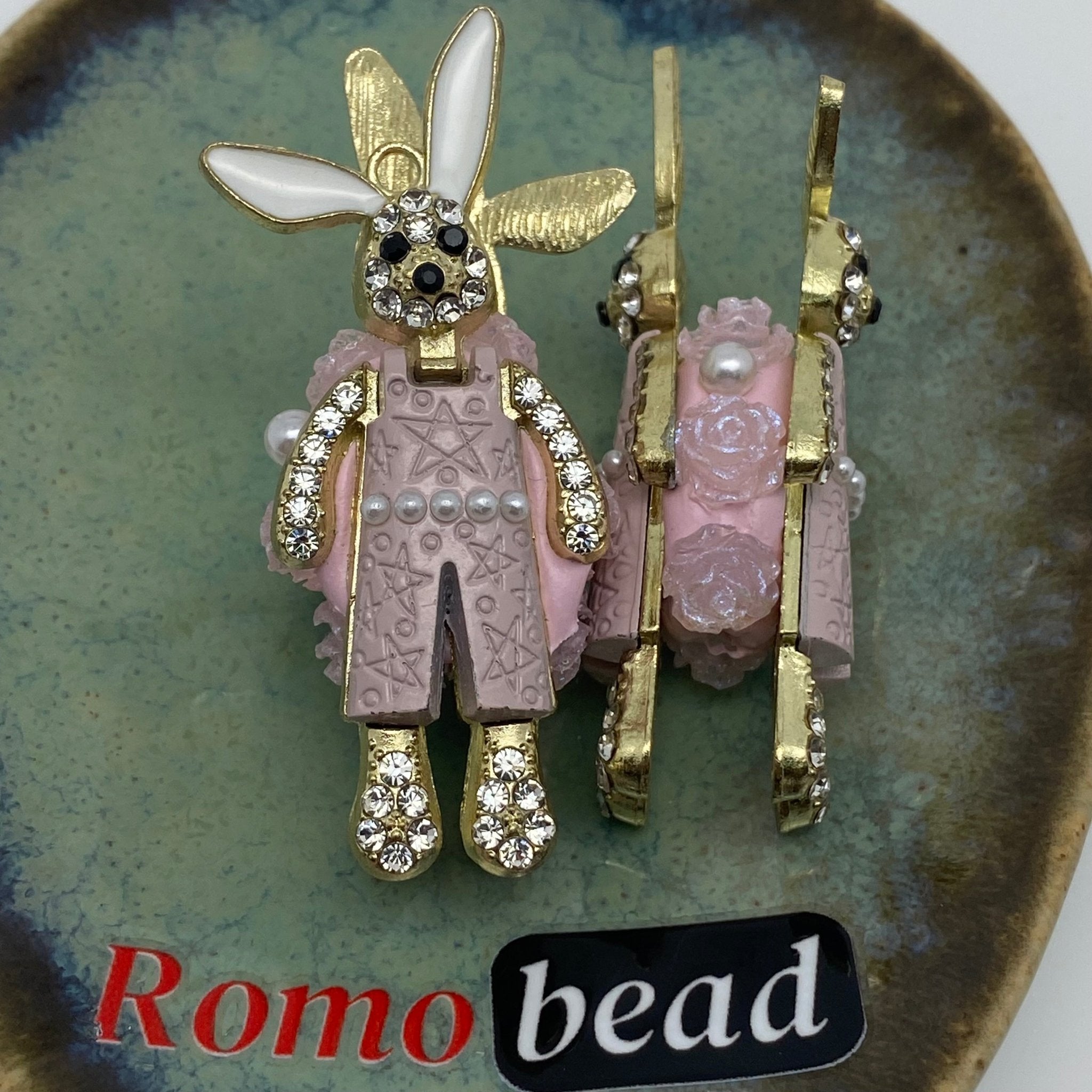 276.supper fancy Rabbit - Romo bead
